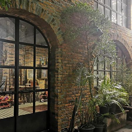 Bed and Breakfast J No.14 Бангкок Экстерьер фото