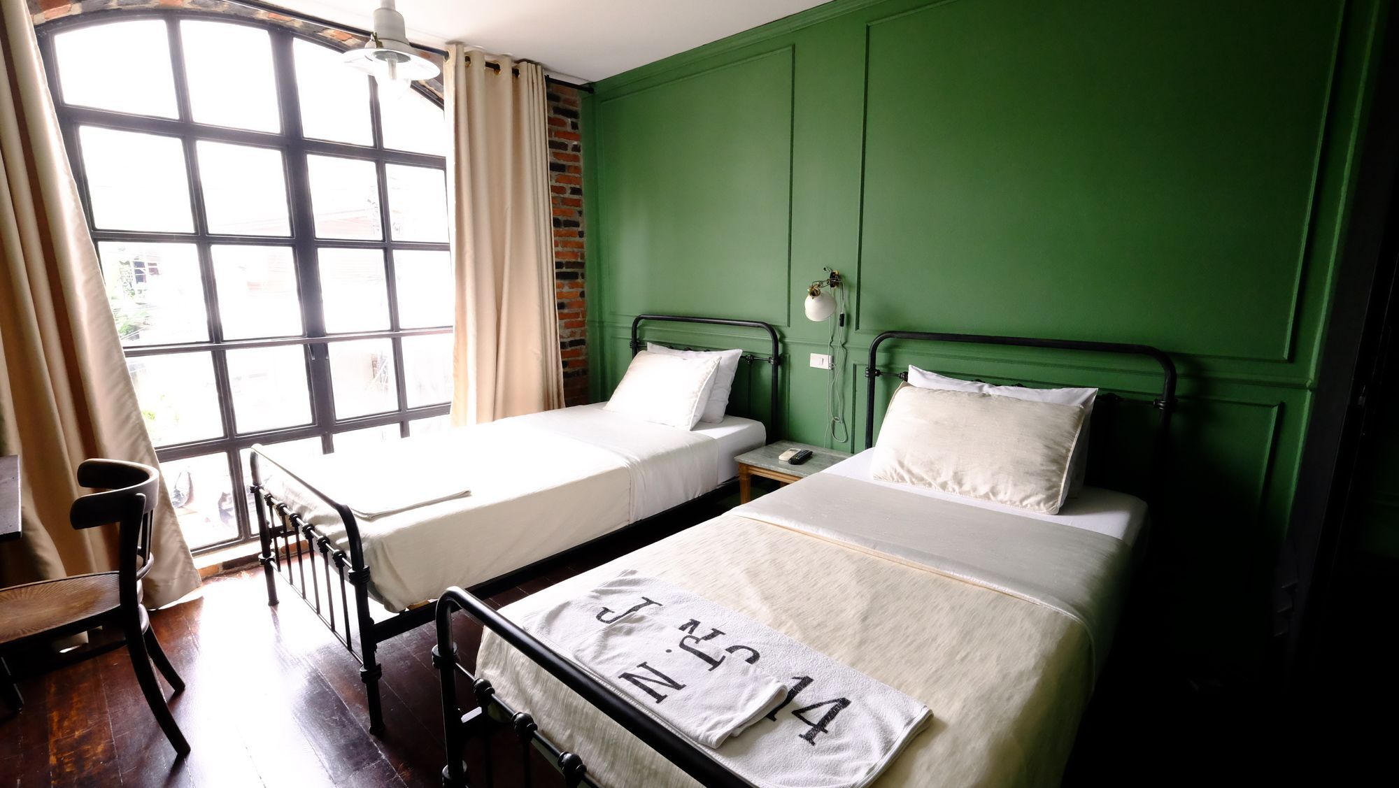 Bed and Breakfast J No.14 Бангкок Экстерьер фото